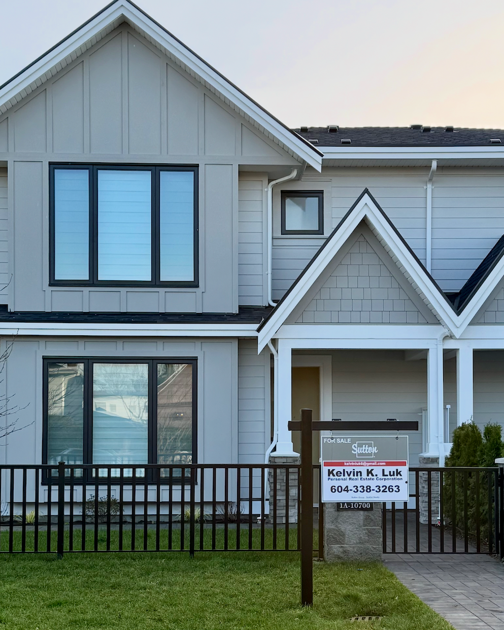 Black Real Estate Post 24' - 30' wide